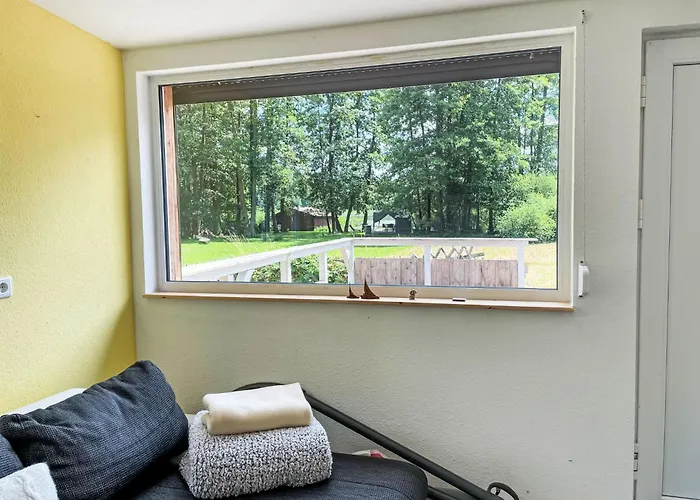 Am Paelitzsee By Interhome Alpehytte Grosszerlang